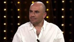 Giray Altınok'tan Yeni Proje Sürprizi! Vampir Dizisiyle Sevenlerinin Karşısına Çıkacak!