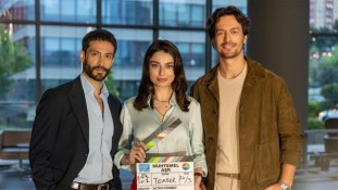 Muhtemel Aşk Çekimlerinden İlk Fotoğraflar Paylaşıldı!