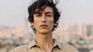 Susuz Yaz Dizisinin Oyuncu Kadrosuna Ödüllü Oyuncu Kemal Burak Alper Dahil Oldu!