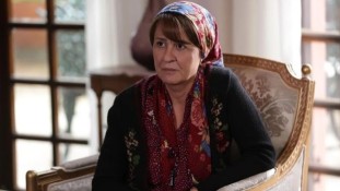 Yeraltı Dizisinin Gülsüm'ü (Hülya Gülşen) Kimdir? 