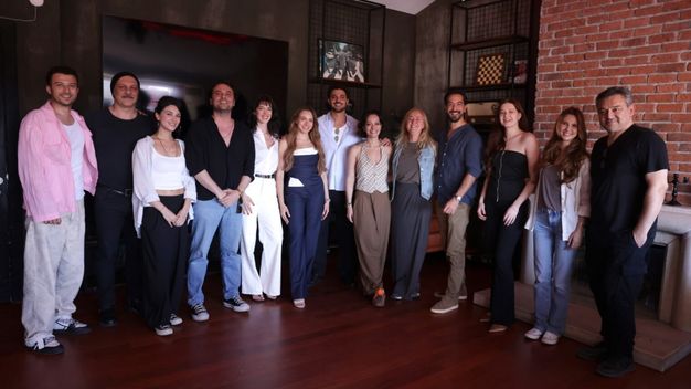 Alıkara Setinden İlk Fotoğraflar Paylaşıldı!