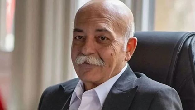 Binnur Kaya ve Settar Tanrıöğen Düğünümüz Var'da Partner Oluyor! 