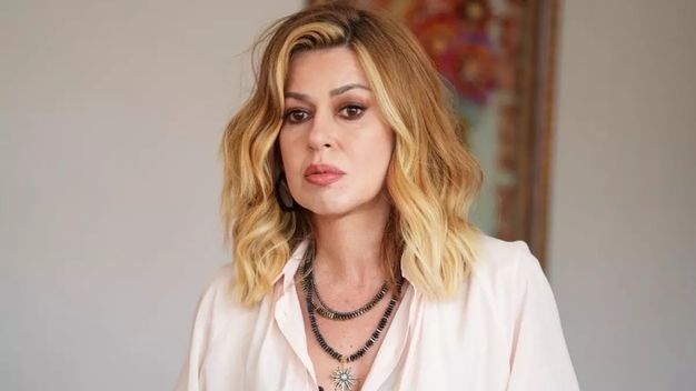 İpek Tuzcuoğlu Kıskanmak Dizisine Neden Veda Ediyor? 