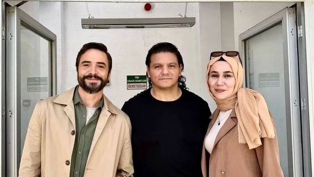 Şarkıcı Kubat Gassal Setinden İlk Kez Paylaşım Yaptı! 